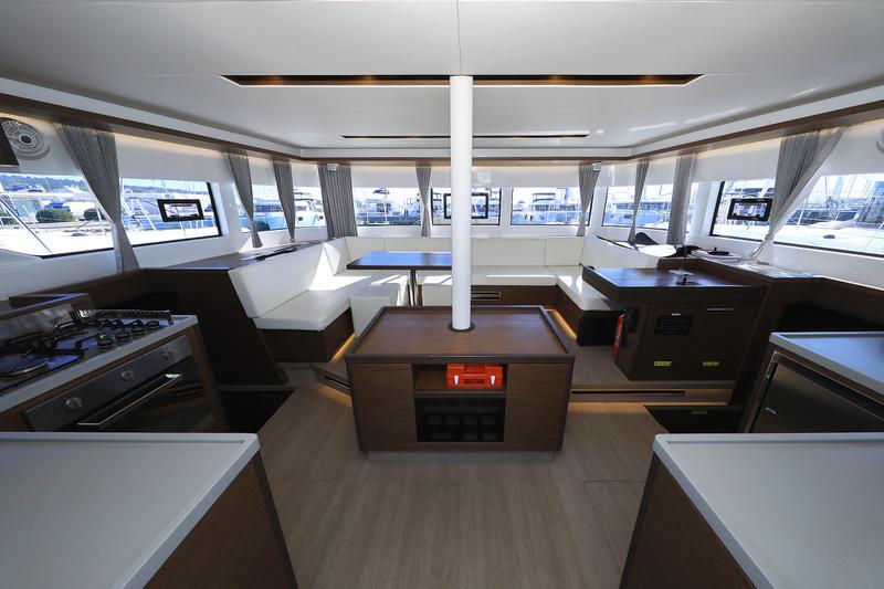 Book yachts online - catamaran - Lagoon 50 - SHADOW (ex. HAPPY HOUR) Air Condition Generator Watermaker - rent