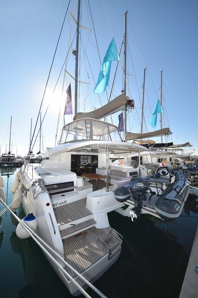 Book yachts online - catamaran - Lagoon 50 - SHADOW (ex. HAPPY HOUR) Air Condition Generator Watermaker - rent
