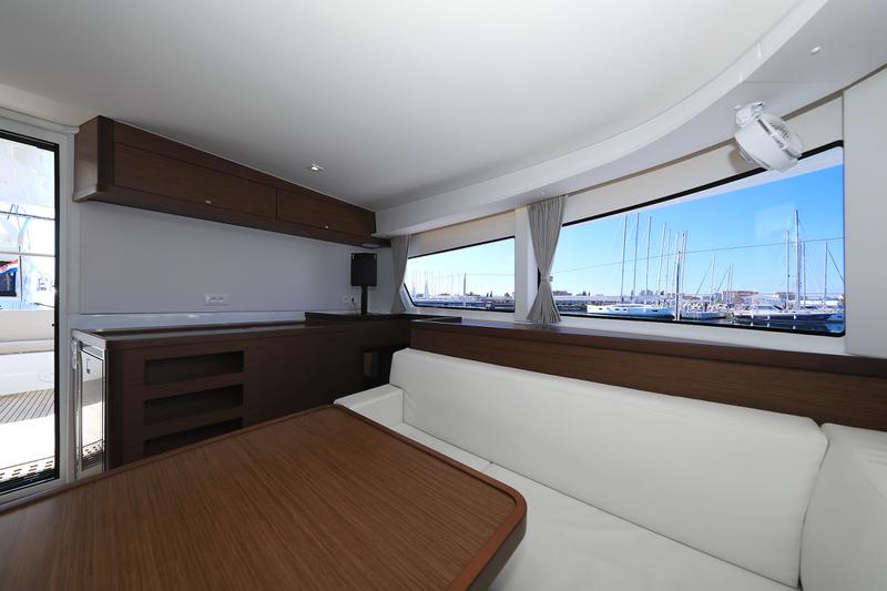 Book yachts online - catamaran - Lagoon 42 - CUZAMEN - rent