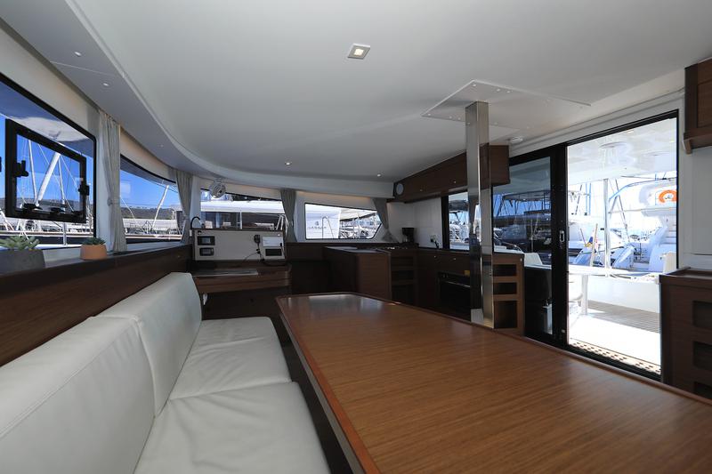 Book yachts online - catamaran - Lagoon 42 - CUZAMEN - rent