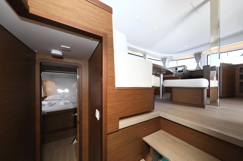 Book yachts online - catamaran - Lagoon 42 - CUZAMEN - rent