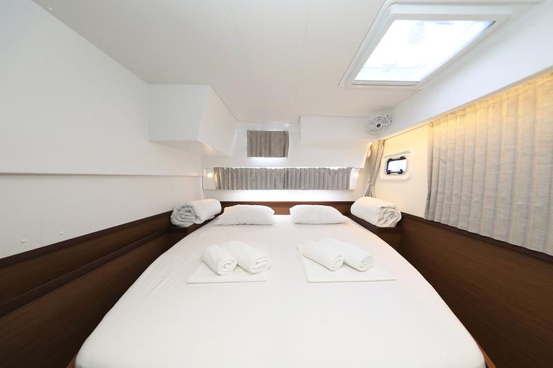 Book yachts online - catamaran - Lagoon 42 - CUZAMEN - rent