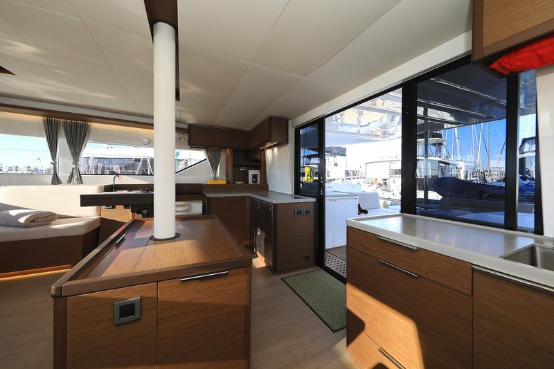 Book yachts online - catamaran - Lagoon 50- owner version - RAGNAR Air Condition Generator Watermaker - rent