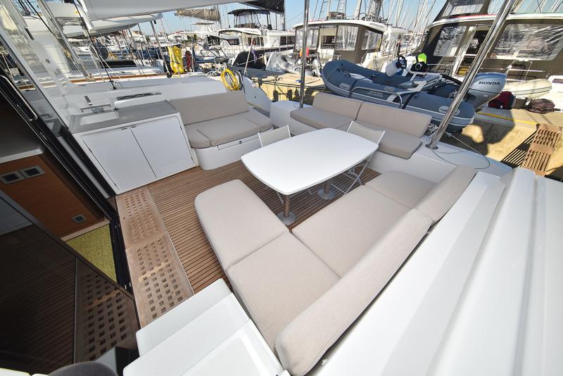 Book yachts online - catamaran - Lagoon 50- owner version - RAGNAR Air Condition Generator Watermaker - rent