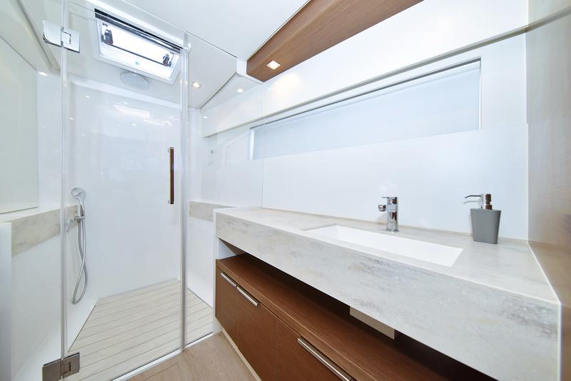 Book yachts online - catamaran - Lagoon 50- owner version - RAGNAR Air Condition Generator Watermaker - rent