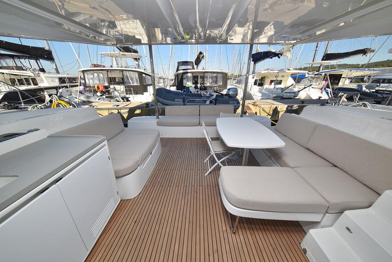 Book yachts online - catamaran - Lagoon 50- owner version - RAGNAR Air Condition Generator Watermaker - rent