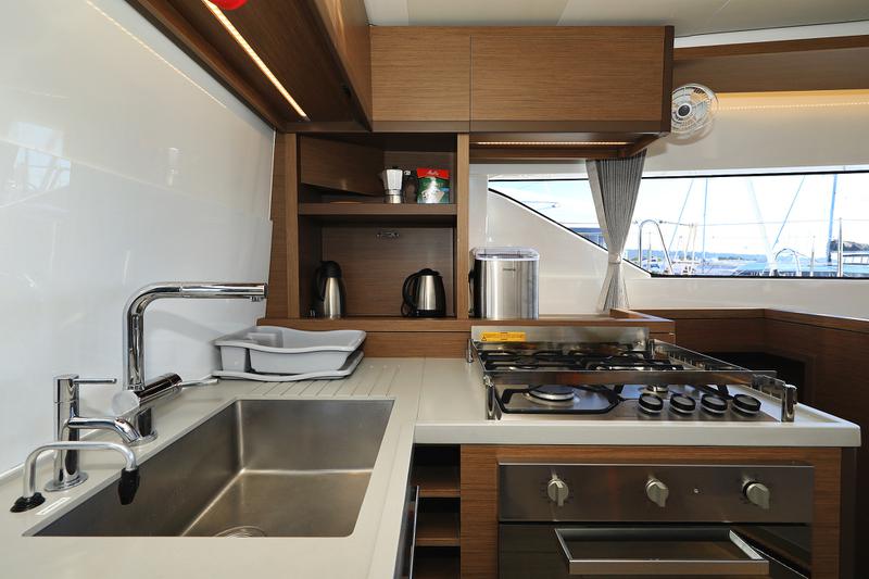 Book yachts online - catamaran - Lagoon 50- owner version - RAGNAR Air Condition Generator Watermaker - rent
