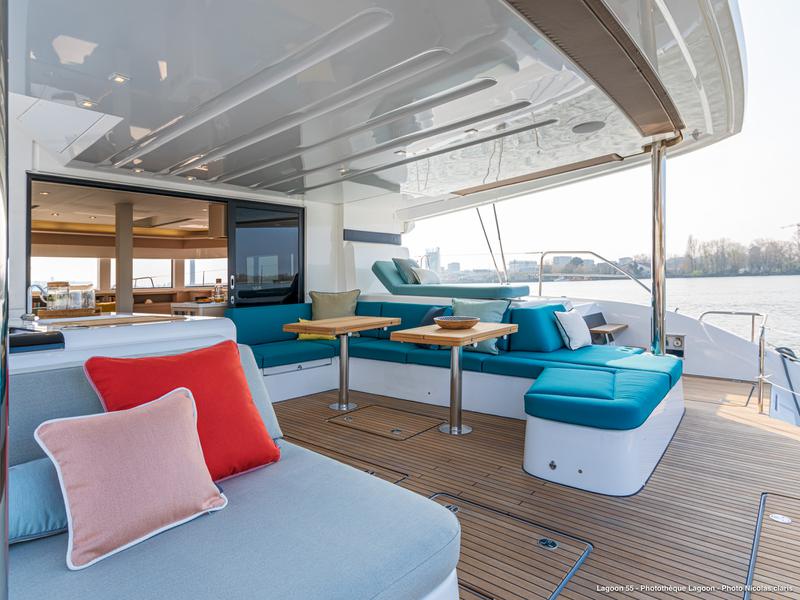 Book yachts online - catamaran - Lagoon 55 (2022) luxury owner version - PRINCESS S - rent