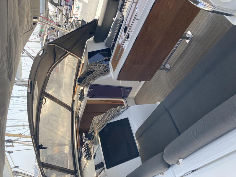 Book yachts online - sailboat - Dufour 460 Grand Large 5Cab - Newt - rent