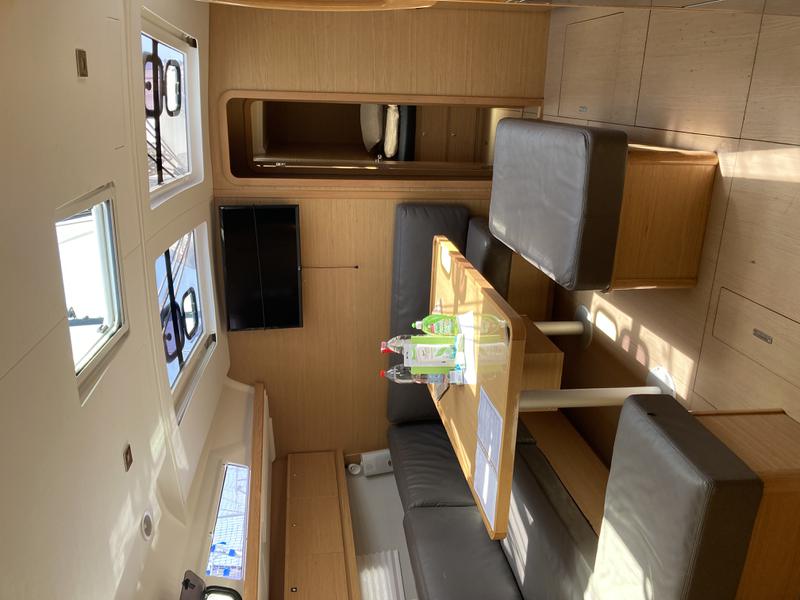 Book yachts online - sailboat - Dufour 460 Grand Large 5Cab - Newt - rent