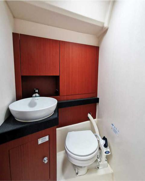 Book yachts online - sailboat - Hanse 415 - Aventura - rent