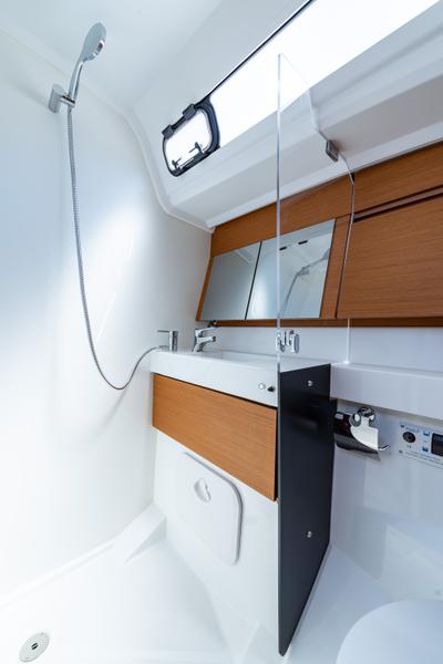 Book yachts online - sailboat - Sun Odyssey 410 - Martha  - Bow - Solar &amp; A/C - rent