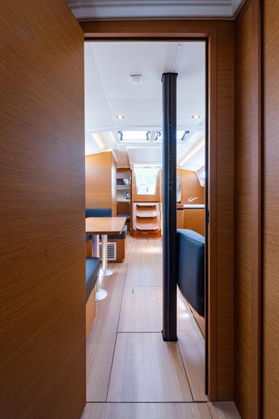 Book yachts online - sailboat - Sun Odyssey 410 - Martha  - Bow - Solar &amp; A/C - rent