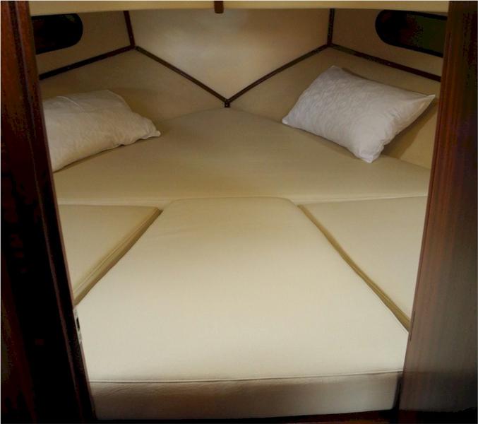 Book yachts online - motorboat - Adria 28 Luxus - Ana - rent