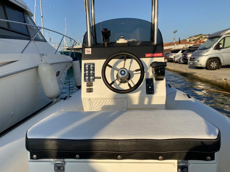 Book yachts online - motorboat - Falkor 22 - Falkor - rent