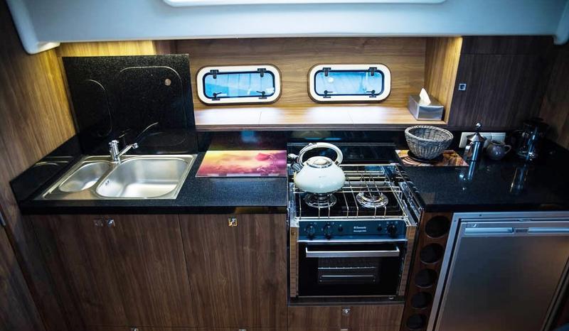 Book yachts online - motorboat - Nautika 1300 LUX - Nautika 1300 LUX - rent