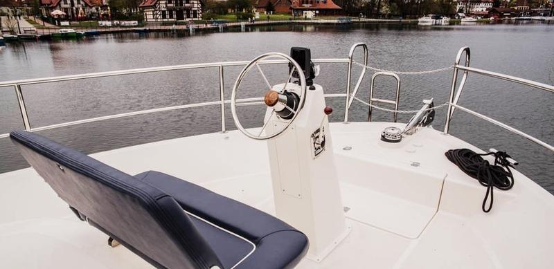 Book yachts online - motorboat - Nautika 1300 LUX - Nautika 1300 LUX - rent