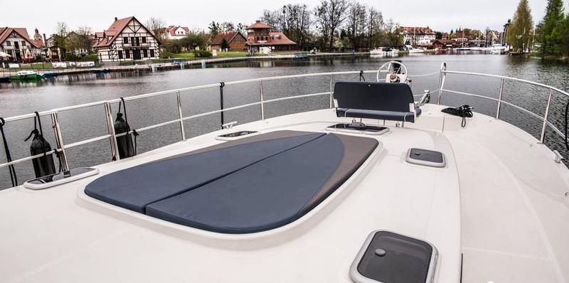 Book yachts online - motorboat - Nautika 1300 LUX - Nautika 1300 LUX - rent