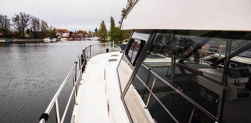 Book yachts online - motorboat - Nautika 1300 LUX - Nautika 1300 LUX - rent