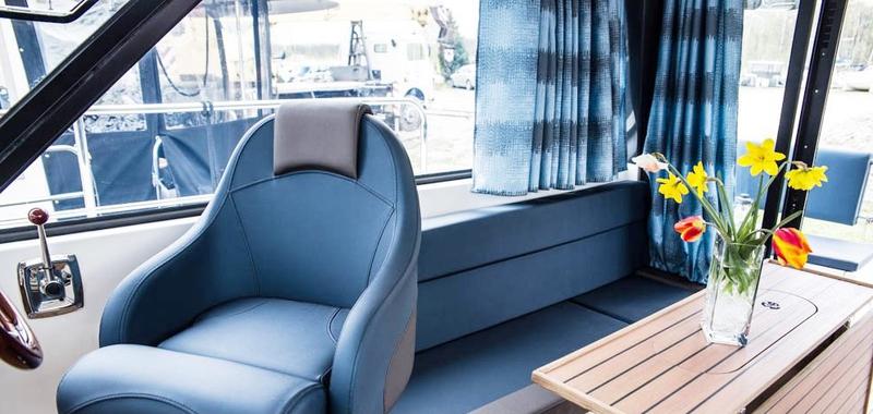 Book yachts online - motorboat - Nautika 1300 LUX - Nautika 1300 LUX - rent