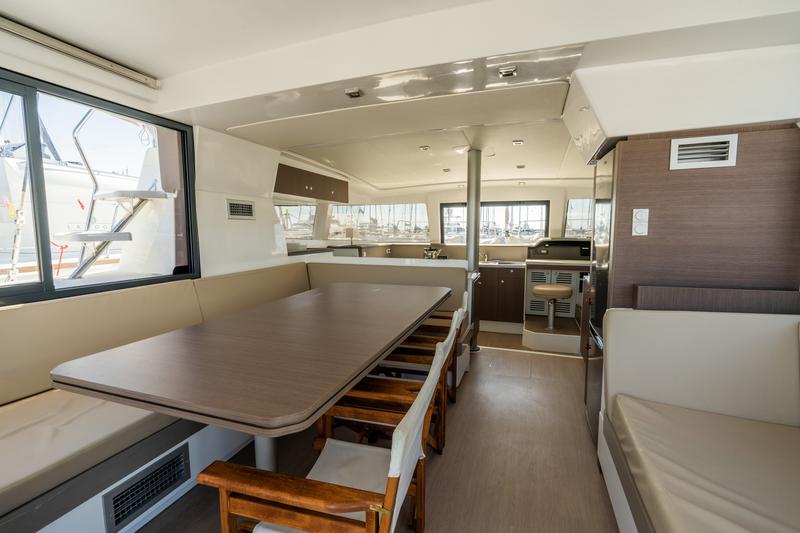 Book yachts online - catamaran - Bali 4.1 - 11 - ZEUS - rent