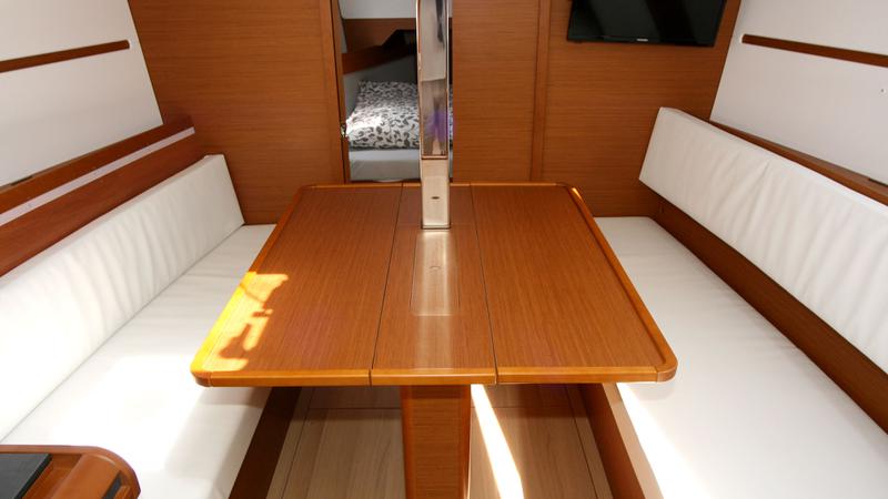 Book yachts online - sailboat - Sun Odyssey 349 - Marie - rent