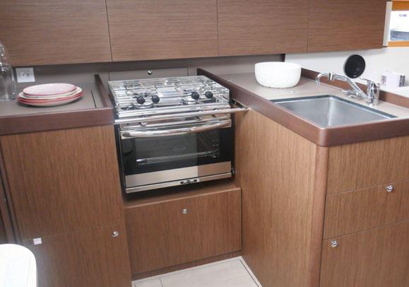 Book yachts online - sailboat - Oceanis 38.1 - Dollie - rent