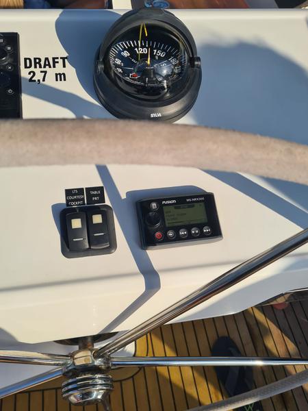 Book yachts online - sailboat - Hanse 588 - Stardust I - rent