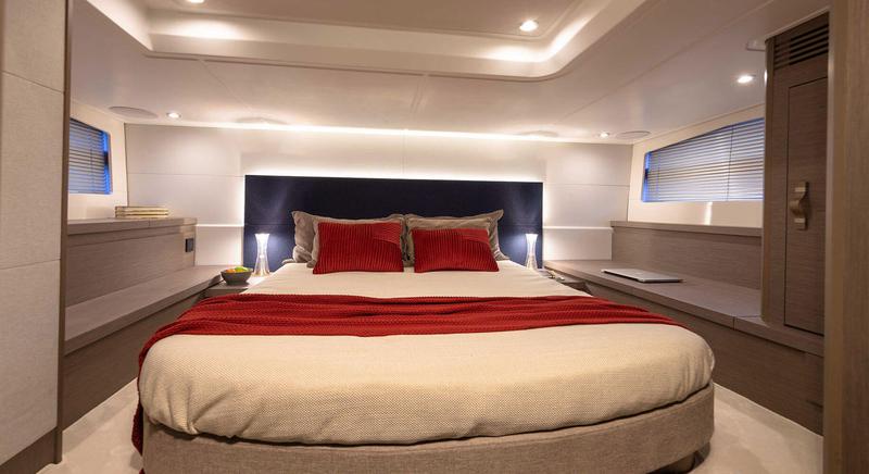 Book yachts online - motorboat - Beneteau GT 45 - Pandora - rent