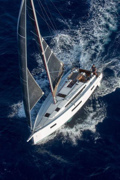 Book yachts online - sailboat - Sun Odyssey 410 - no name (A/C, GENERATOR,BOW TH) - rent
