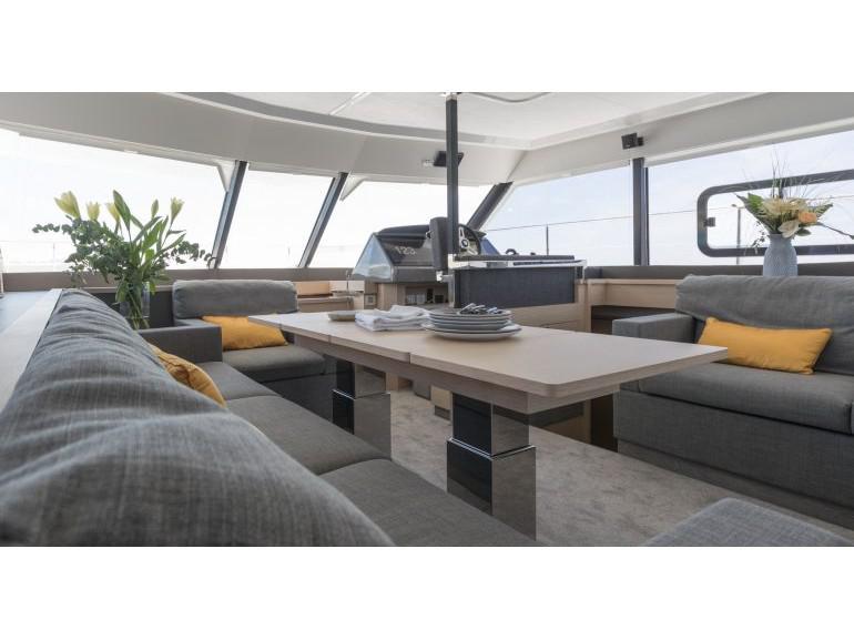 Book yachts online - powercatamaran - MY 5 - Edelweiss - rent