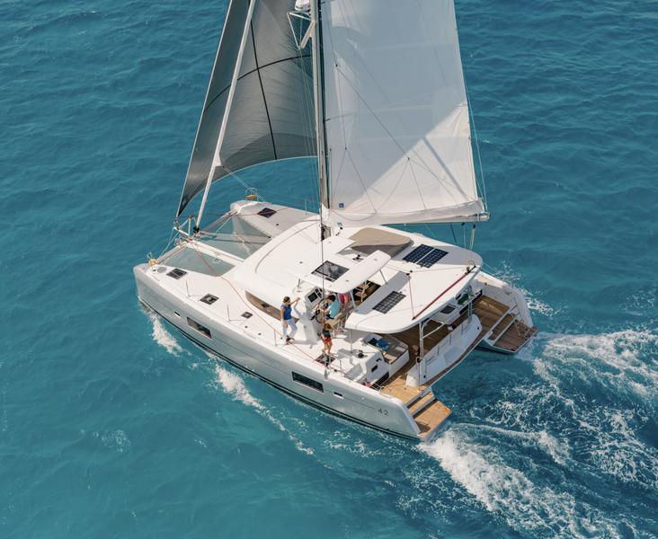 Book yachts online - catamaran - Lagoon 42 - HeyBlue - rent