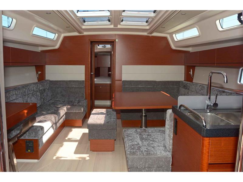 Book yachts online - sailboat - Hanse 458 - Bea - Water maker, Solar Panel - rent