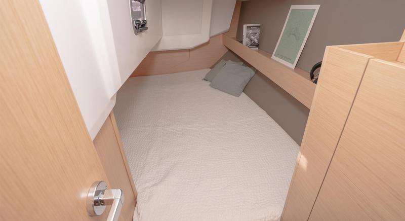 Book yachts online - sailboat - Oceanis 30.1 - Giugi - rent