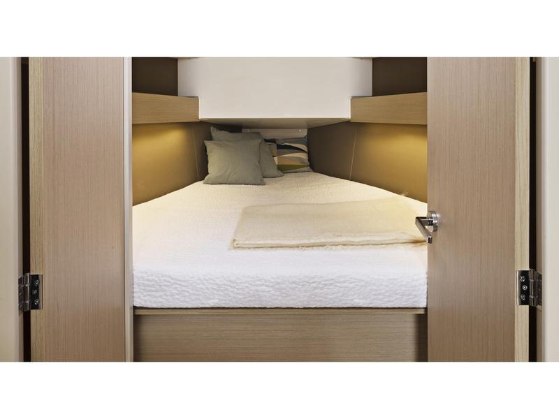 Book yachts online - sailboat - Oceanis 30.1 - Giugi - rent