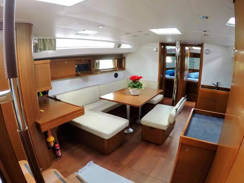 Book yachts online - sailboat - Oceanis 48 - Cayetana - rent
