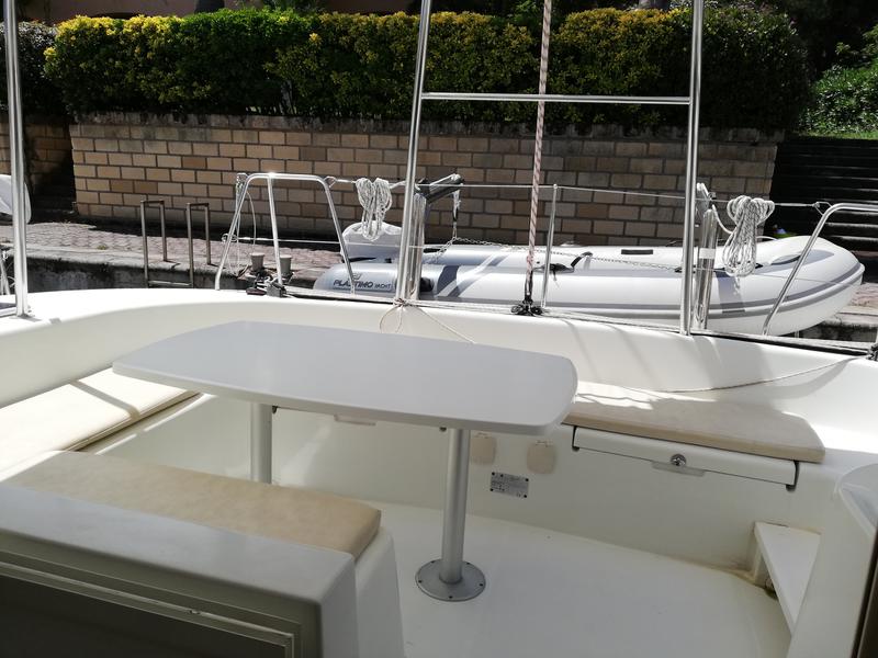 Book yachts online - catamaran - Lagoon 380 - Dattilo - rent