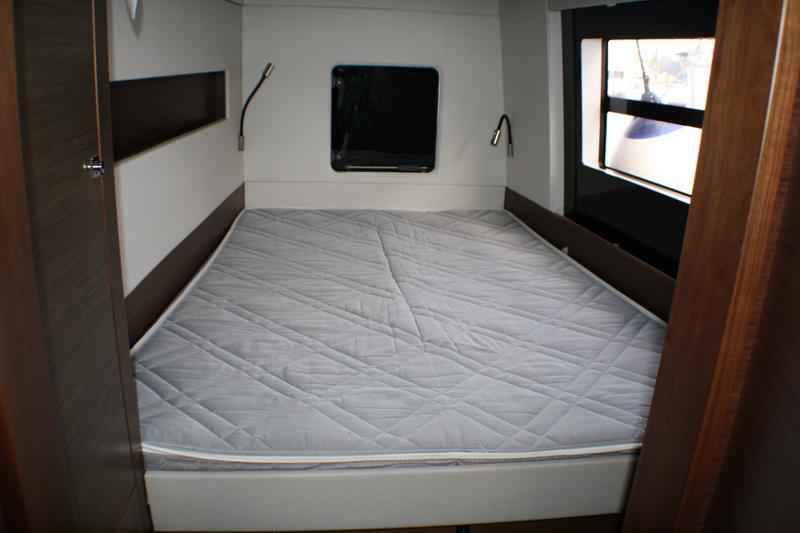 Book yachts online - catamaran - Nautitech 46 Fly - Sardinia II -air conditioned- - rent