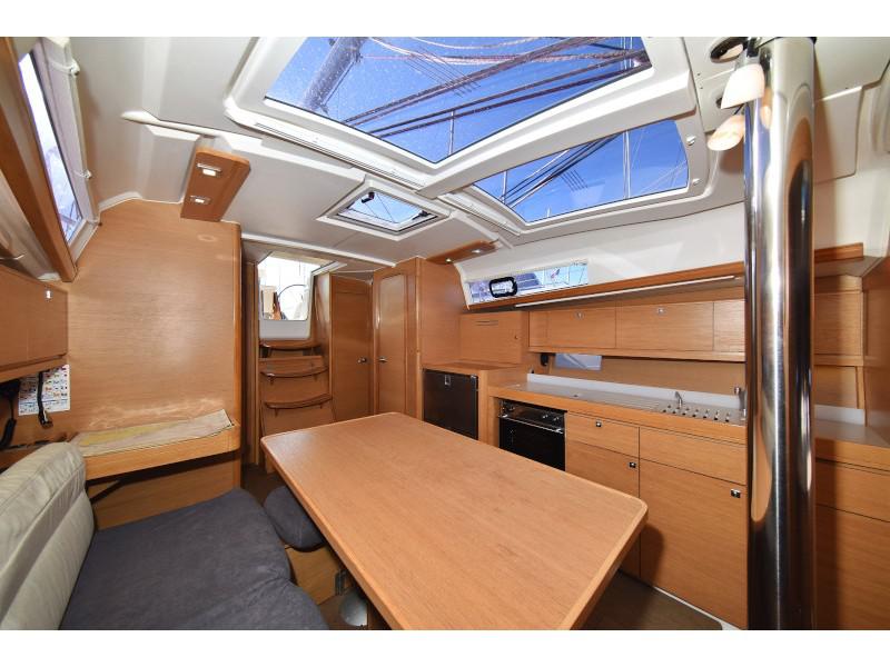 Book yachts online - sailboat - Dufour 382 - Wanderlust - rent