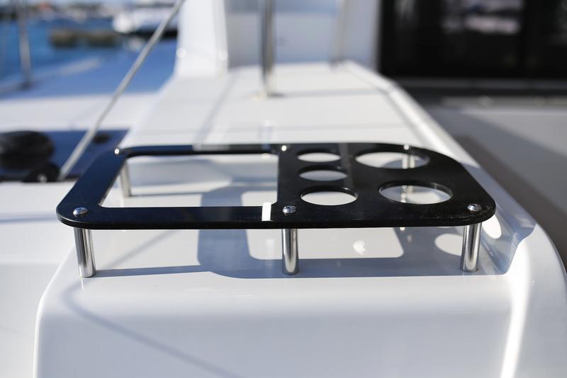 Book yachts online - catamaran - Lagoon 46 - MIDLIFE CRISIS Air Condition Generator Watermaker - rent