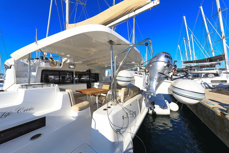 Book yachts online - catamaran - Lagoon 46 - MIDLIFE CRISIS Air Condition Generator Watermaker - rent
