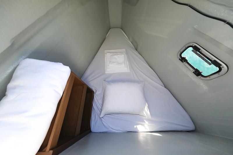 Book yachts online - catamaran - Lagoon 46 - MAJESTIC Air Condition Generator Watermaker - rent