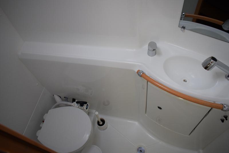 Book yachts online - catamaran - Lagoon 380 - Calypso - rent