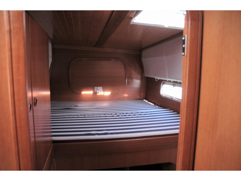 Book yachts online - catamaran - Nautitech 40 Open - Mystic Blue - rent