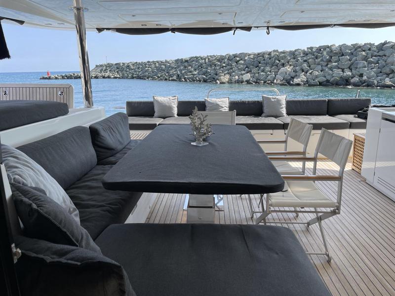 Book yachts online - powercatamaran - Lagoon 630 Powercat LUX - Pearly Gates - rent