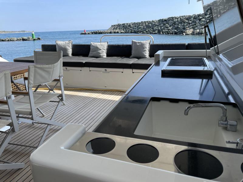Book yachts online - powercatamaran - Lagoon 630 Powercat LUX - Pearly Gates - rent