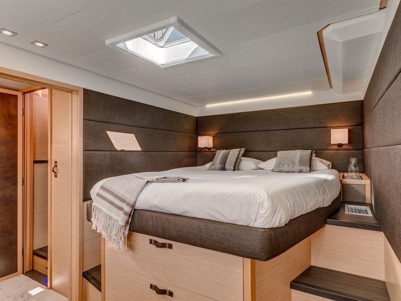 Book yachts online - powercatamaran - Lagoon 630 Powercat LUX - Pearly Gates - rent