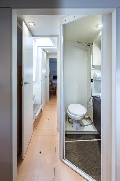 Book yachts online - catamaran - Bali 4.3 - Gatto Nero  - A/C - Generator &amp; Watermaker - rent