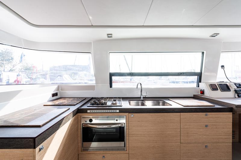 Book yachts online - catamaran - Bali 4.3 - Gatto Nero  - A/C - Generator &amp; Watermaker - rent