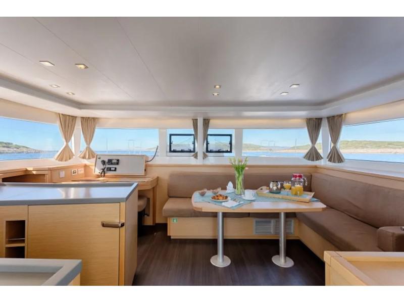 Book yachts online - catamaran - Lagoon 450 F Luxury - Alba Mouse - rent